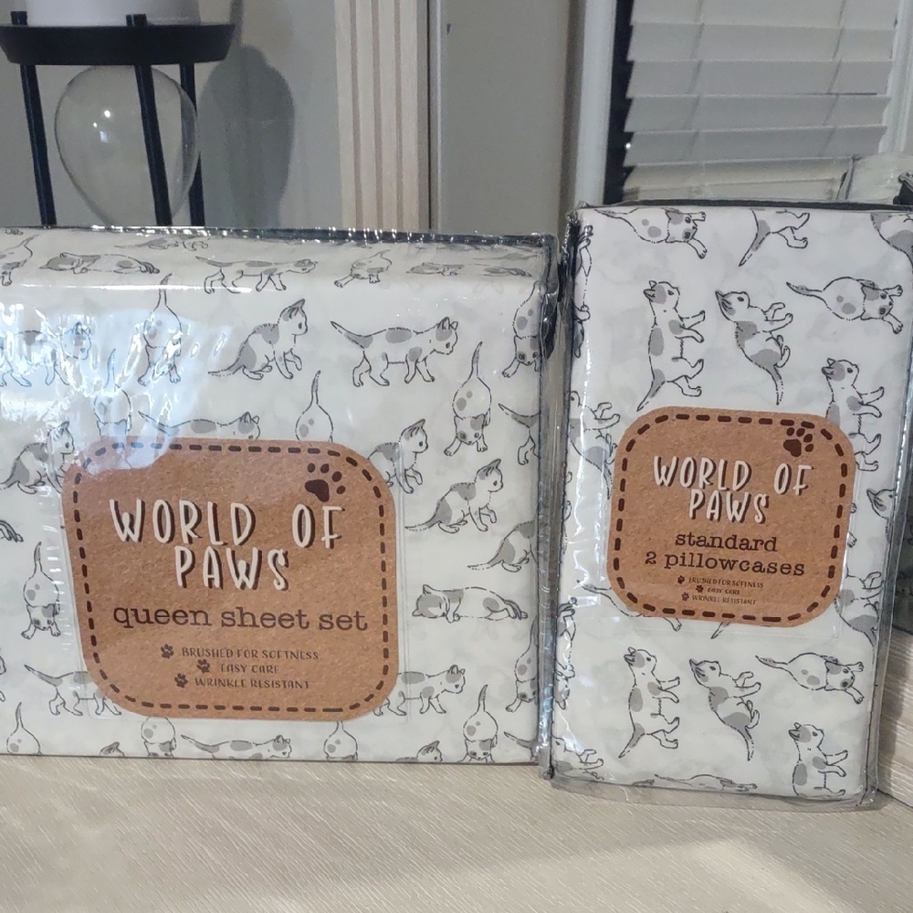 Gray Cat Queen Sheet Set & Pillowcases